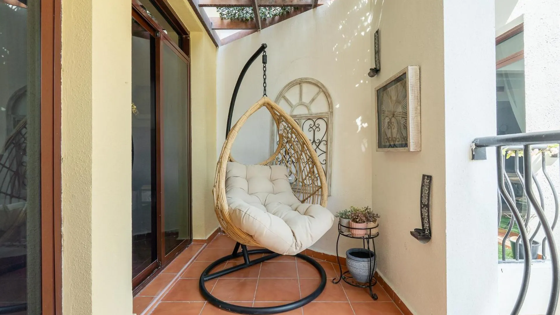 Luxurious Studio In Fortunato And Sleeps 2 Dubai 0*,  United Arab Emirates