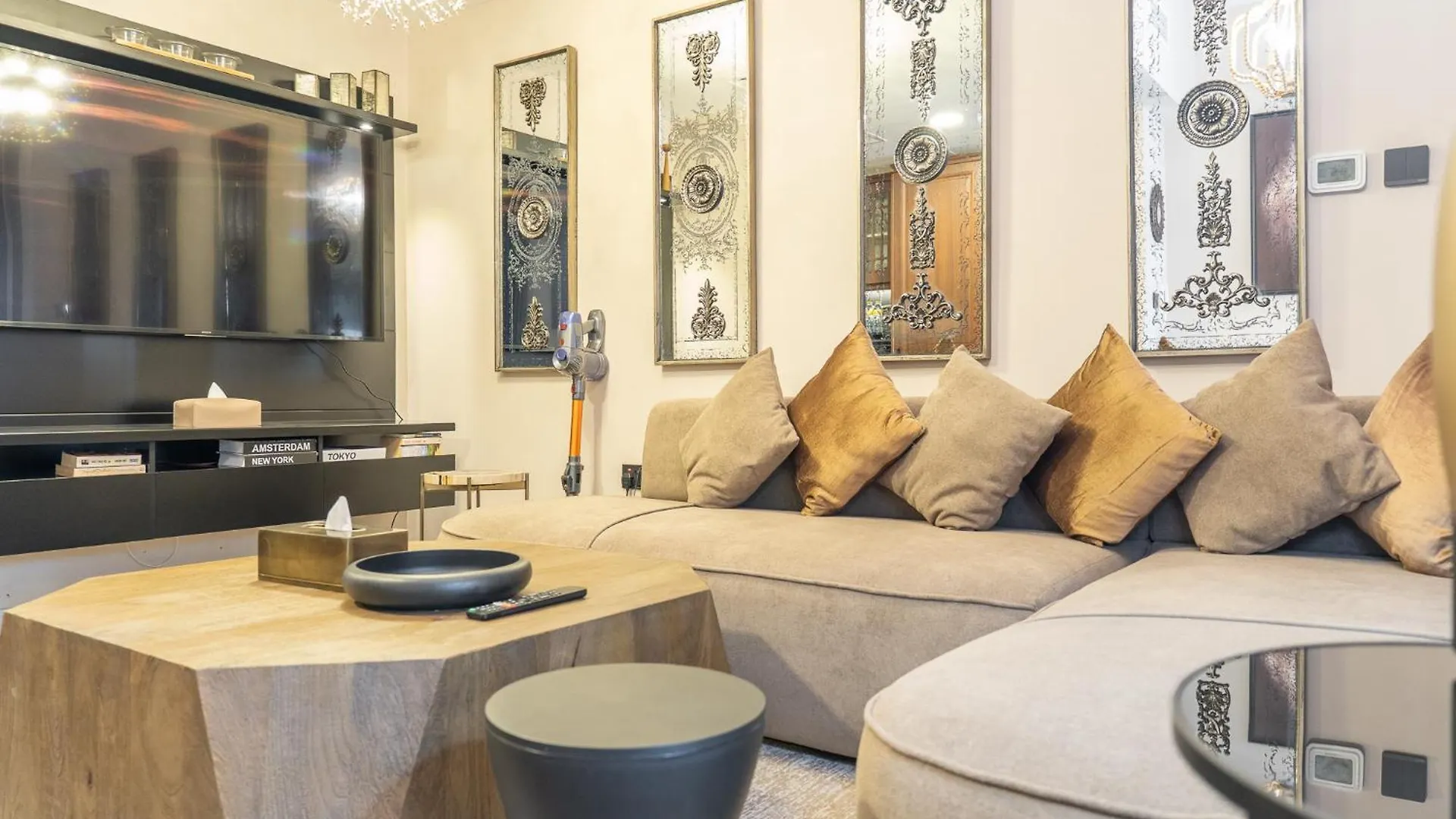 Luxurious Studio In Fortunato And Sleeps 2 Dubai