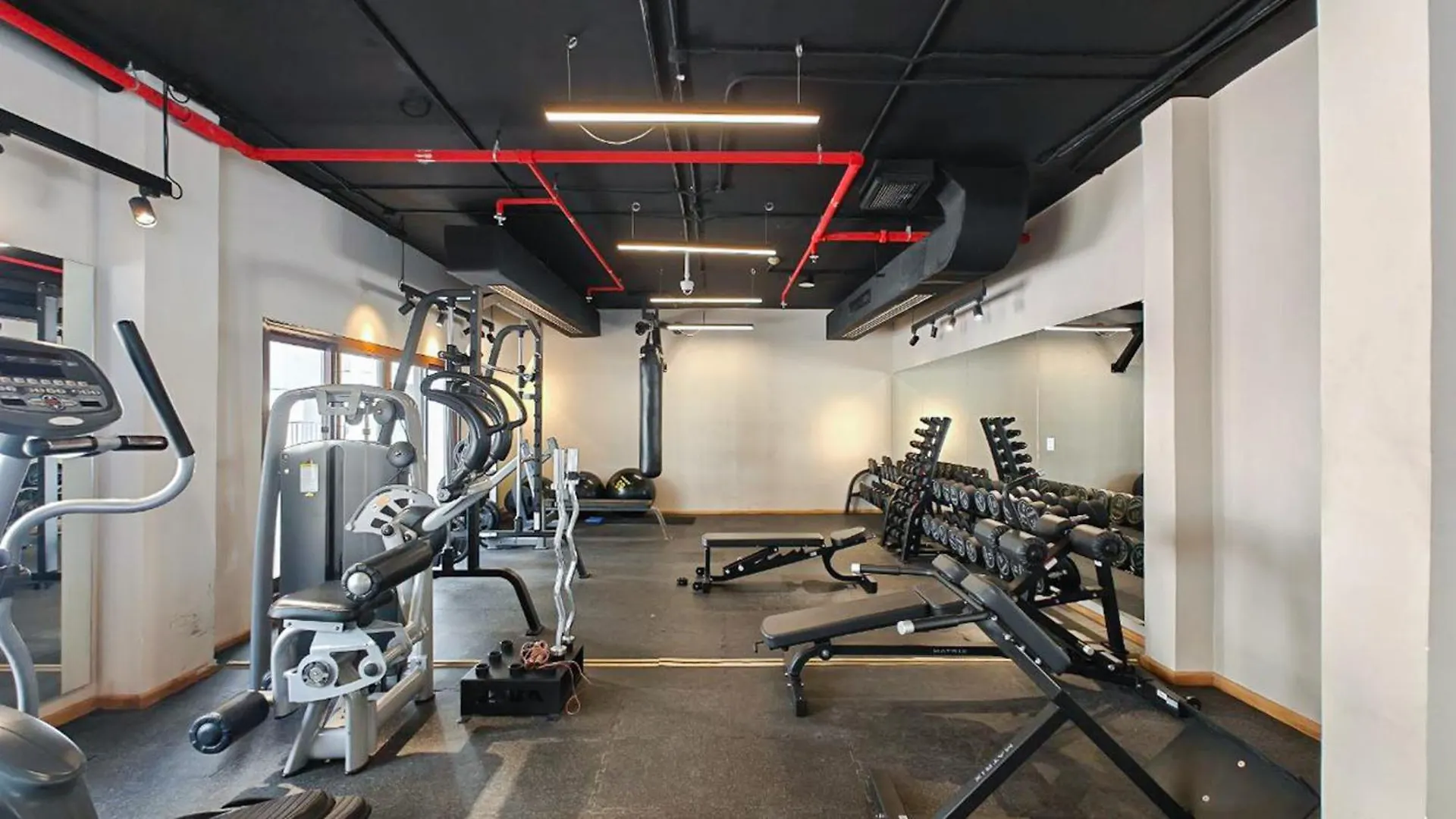 Luxurious Studio In Fortunato And Sleeps 2 Dubai